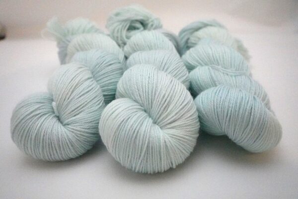 urth 心もとな yarns ユニークソックキット 手染め